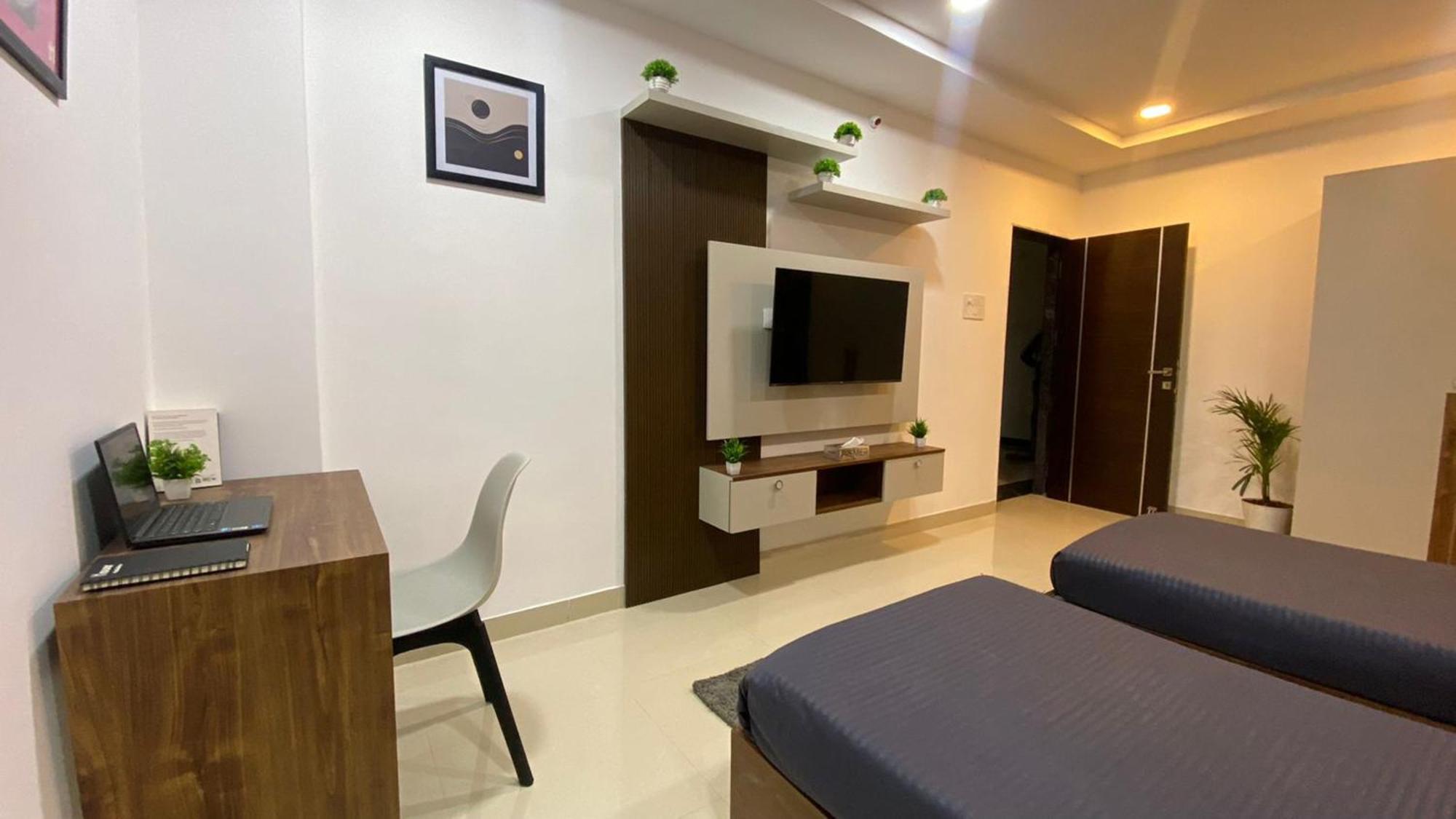 Housr 78 Madhapur Hitech City Near Yashoda Hospital ハイデラバード エクステリア 写真